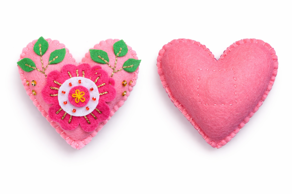 Felt Floral Heart Magnet – Digital Sewing Pattern (PDF)