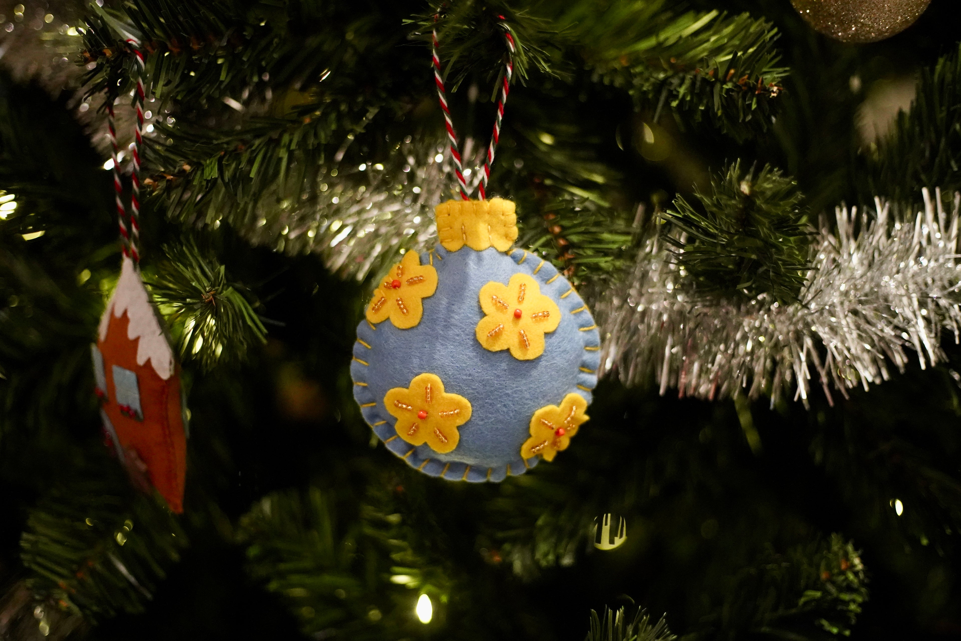 DIY Felt Flower Bauble – Digital Sewing Pattern (PDF)